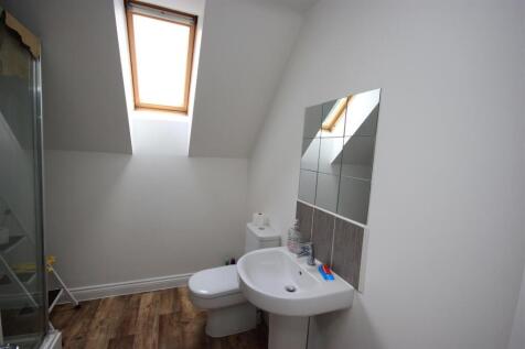 ensuite.JPG