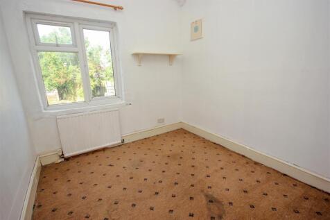 Bedroom 3.jpg