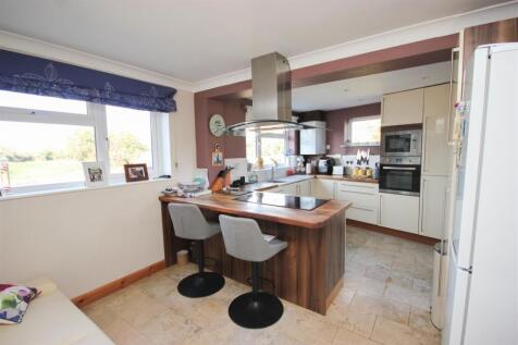 kitchen 2.JPG