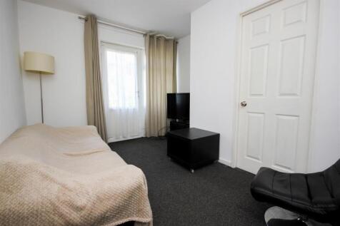 Room 2 Lounge Area.JPG