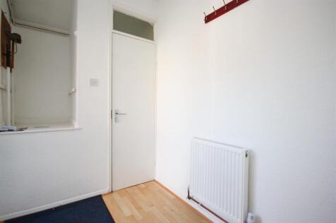 Communal Entrance Hall.JPG