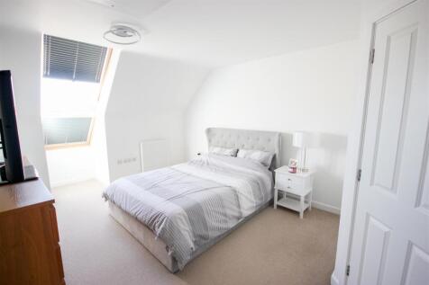 bed 1b.JPG