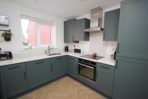 kitchen 2.JPG