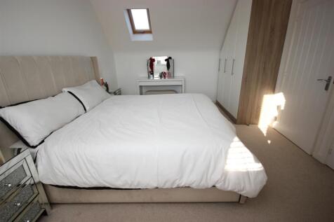 bed 1a.JPG