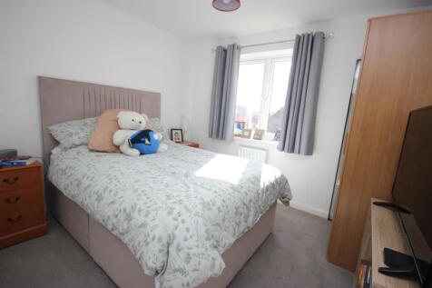 bed 2.JPG