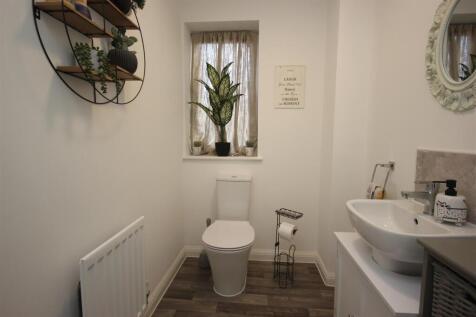 cloakroom.JPG