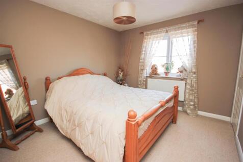 bed 2..jpg