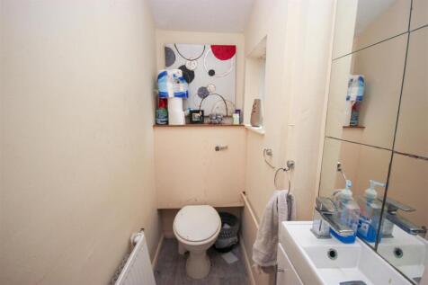 cloakroom..jpg