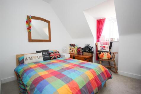 bed 4.JPG