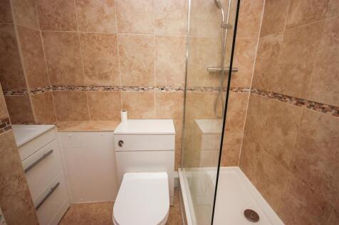 bathroom..jpg