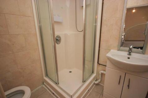 Shower Room.jpg