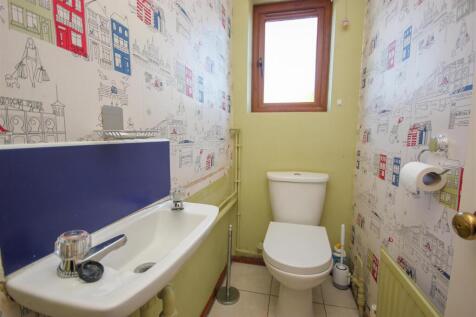 cloakroom..jpg