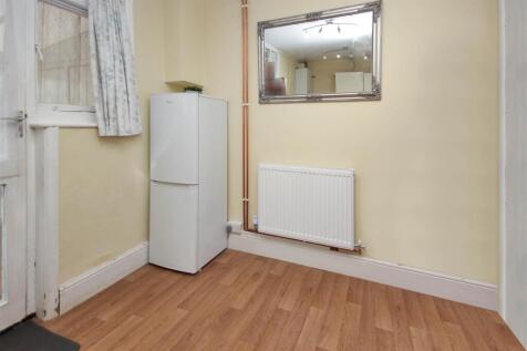 Dining Area.JPG