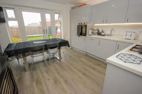 Kitchen Dining Room.jpg