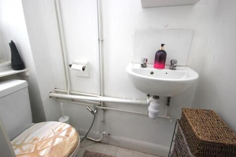 cloakroom.JPG