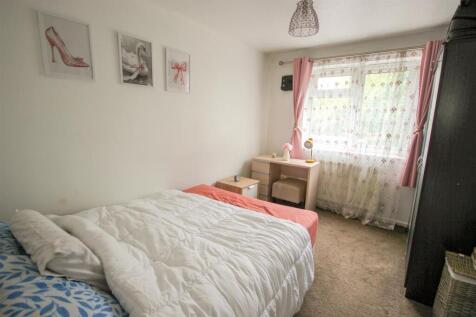 Bedroom 2.jpg