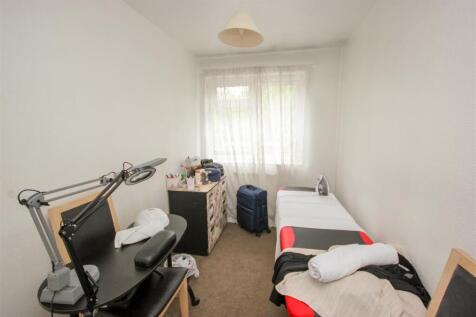 Bedroom 3.jpg