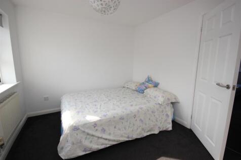 bed 3.JPG