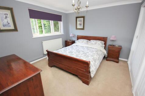 Master Bedroom.jpg