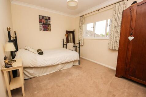 Bedroom 2.jpg