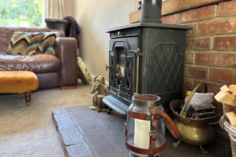 Log Burner.jpg
