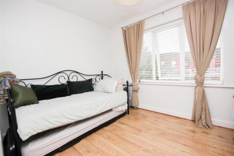 bed 2.JPG