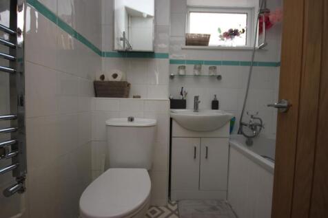 bathroom.JPG