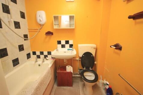 bathroom.JPG