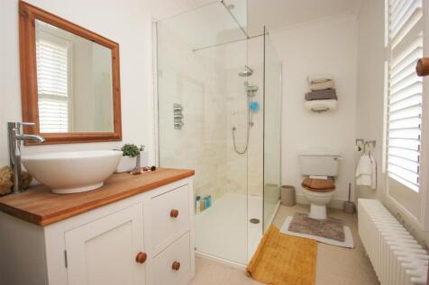 shower room.JPG
