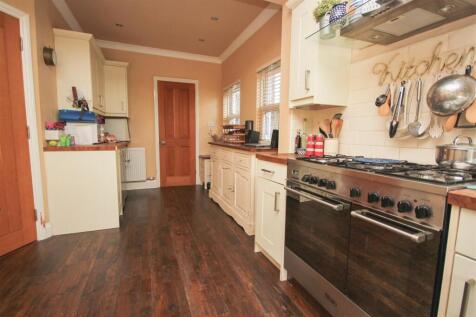 kitchen 3.JPG