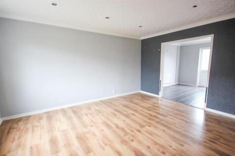 lounge 1.JPG