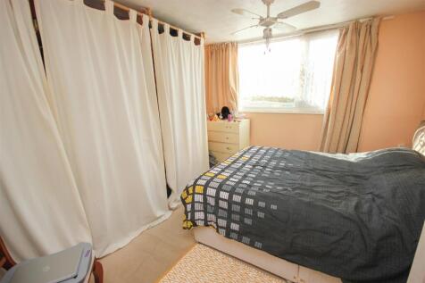 bed 1.JPG