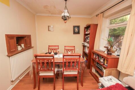dining room.JPG