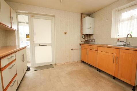 kitchen 2.JPG