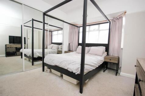 bed 1.JPG