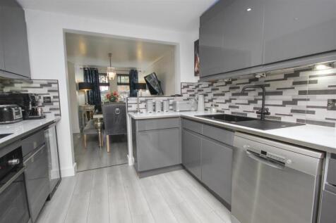 kitchen 2.JPG