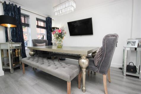 Dineing room.JPG