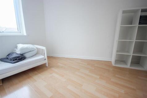 bed 3.JPG