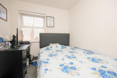 bed 3.JPG