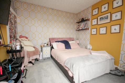 bed 2.5.JPG