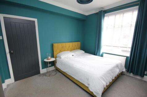 bed 3.JPG