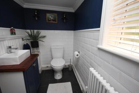 cloakroom.JPG