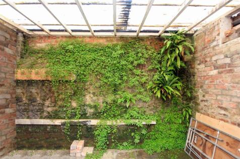 courtyard.JPG