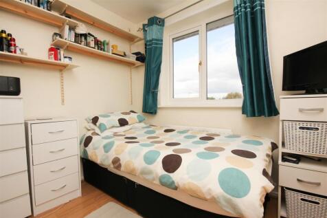 bed 3.JPG