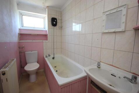 bathroom.JPG