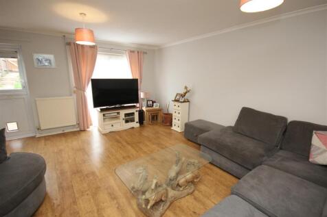 lounge a.JPG