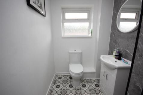 shower room.JPG