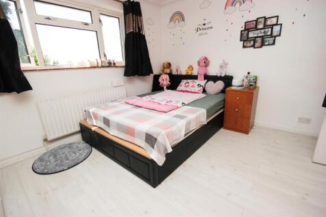 bed 2.JPG
