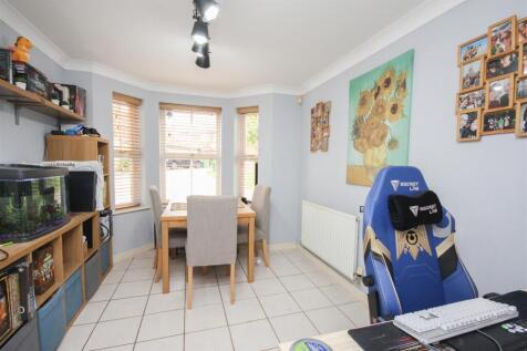 dining room.JPG
