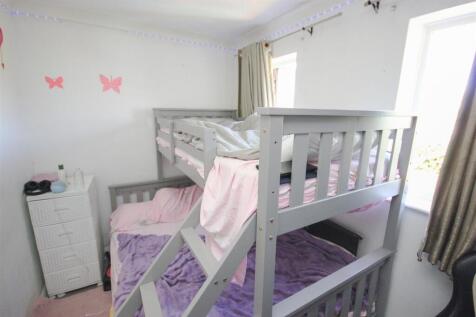 bed 2.JPG
